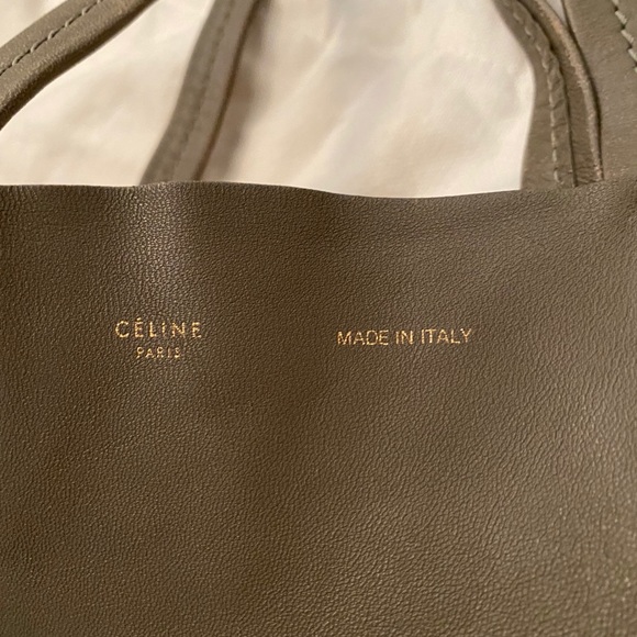 Céline two tone tote bag. Corners are gently worn. - Picture 3 of 6